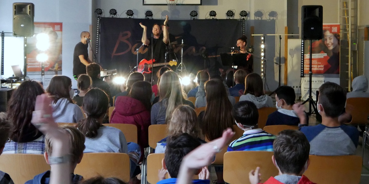 Musik trifft Roman: Batomae &amp; das Mädchen aus der 1. Reihe